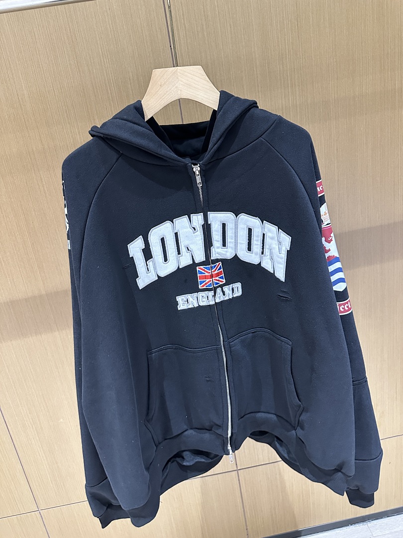 25S 워시드 디컨스트럭티드 런던 자수 패치워크 지퍼업 - Streetwear Brand London 리뷰 및 가격